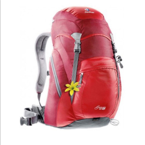 Deuter backpack purchased in Germany used once - Picture 2 of 8
